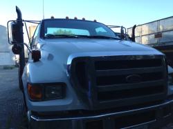 2006 Ford F750 (2)